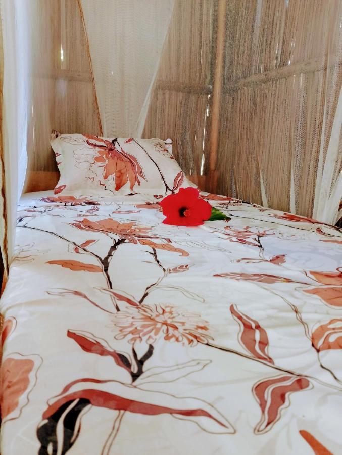 Chez Nath Bed & Breakfast Ile Sainte-Marie Exterior foto